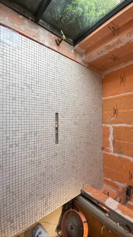 8571EB81-B094-4FAD-97B6-29F6D77F57CB